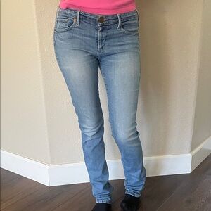 True Religion Cora Straight Leg Jeans in Light Blue Size 28